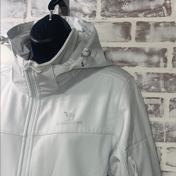 Camel Crown Light Gray Hooded Jacket - Picture 2 of 5